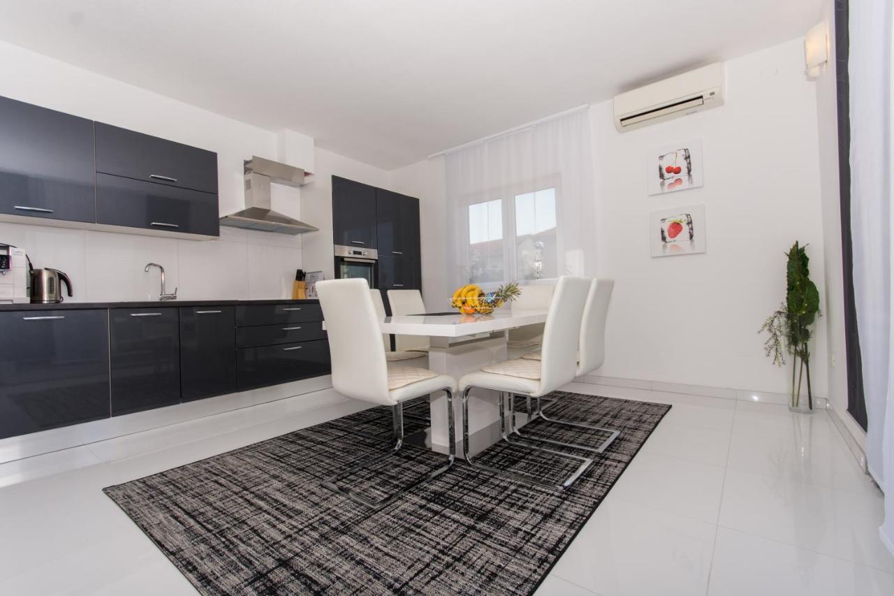 Apartmani- Lastro Trogir Exteriér fotografie